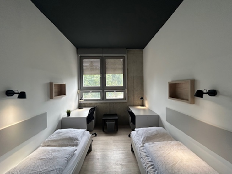 Dom LAN room